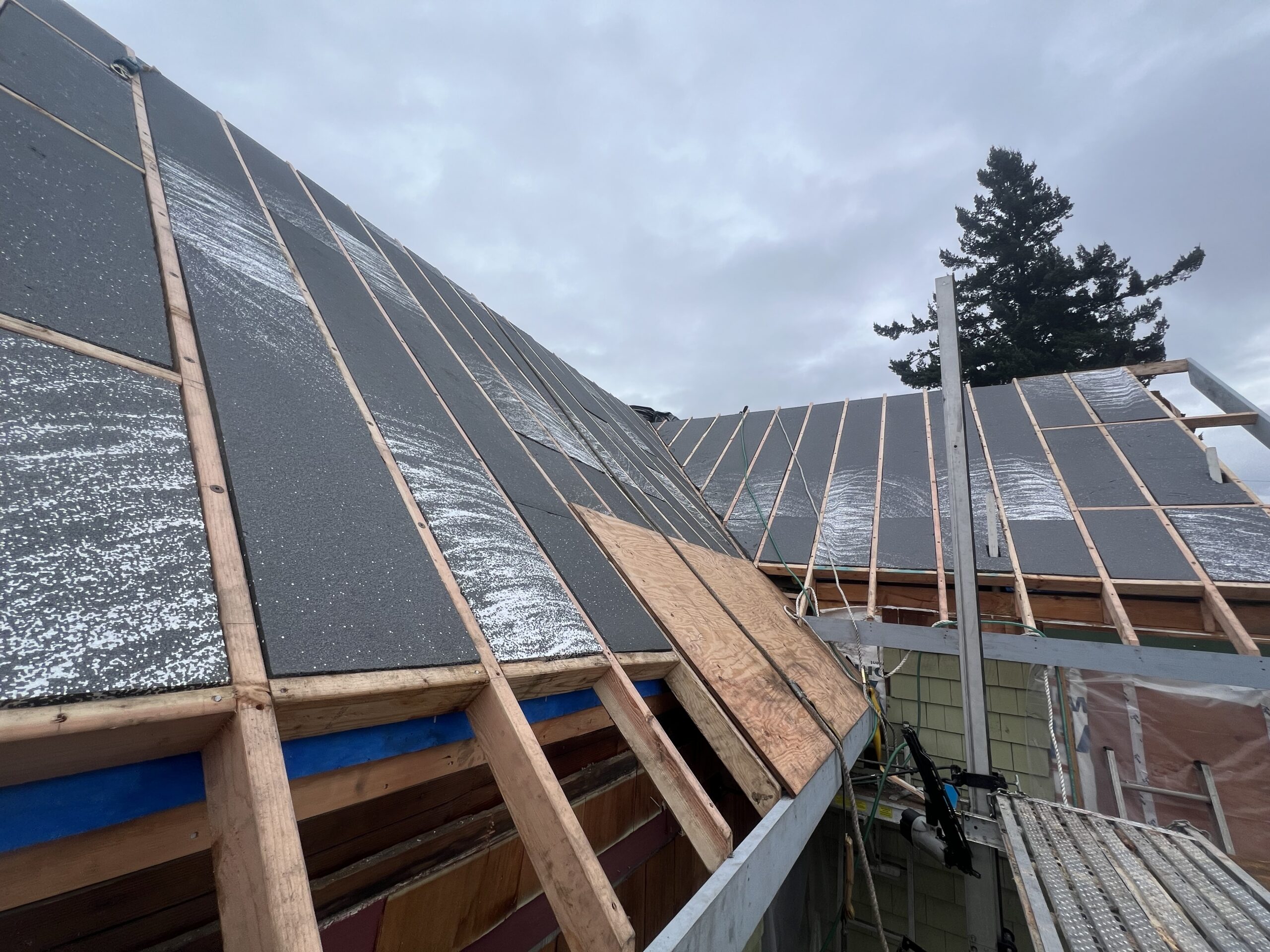 IMG_3698 1 Roof overbuild
